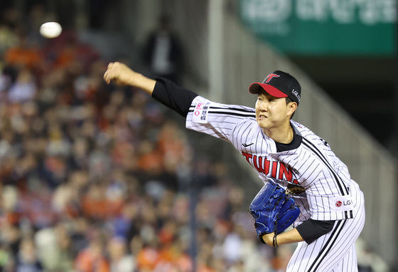 유영찬, LG 마무리 등판