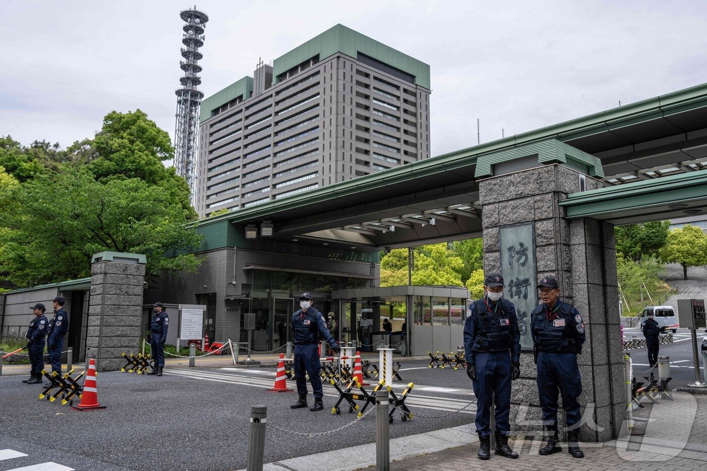 본문 이미지 - 일본 도쿄 신주쿠구 방위성 청사. 2026.04.21 ⓒ AFP=뉴스1