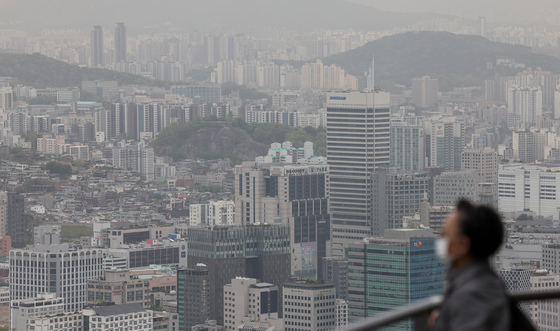 미세먼지 '나쁨'···"마스크 챙기세요"