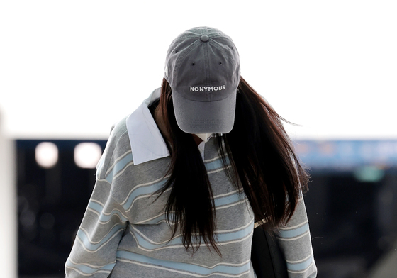 인사하는 블랙핑크 지수