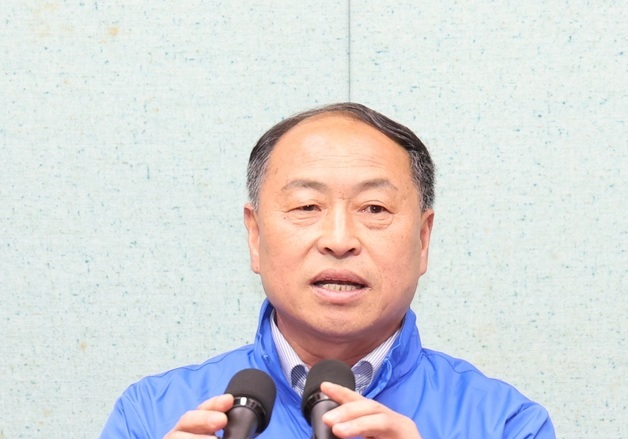 '돈봉투 의혹' 한득수 "아무런 연관 없어…선거운동 때 잠깐 만난 사람"