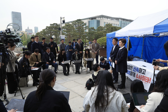 강득구·이언주 '선상 최고위가 아니라 안 의원 만나야'