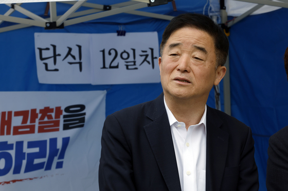 강득구 최고위원 '대표가 만나러 와야'