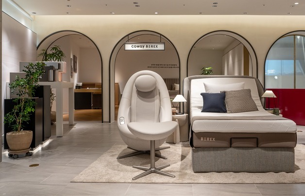 "비렉스 R 체험해보세요"…코웨이, 롯데百 본점에 팝업스토어