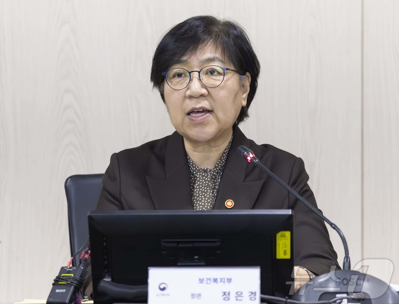 (서울=뉴스1) = 정은경 보건복지부 장관이 22일 오전 강원 원주시 원주세브란스기독병원에서 열린 강원도 응급환자 이송체계 점검 간담회를 주재하고 있다. (보건복지부 제공. 재판매 …