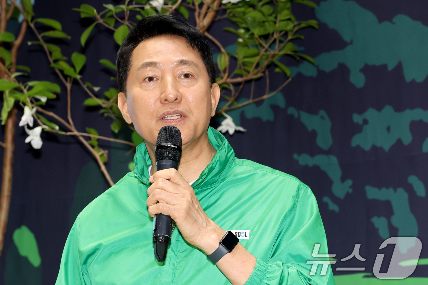 (서울=뉴스1) 이광호 기자 = 오세훈 서울시장이 22일 오후 서울시청에서 열린 2026서울국제정원박람회와 태안국제원예치유박람회 상호협력 기자설명회에서 발언하고 있다. 2026.4 …