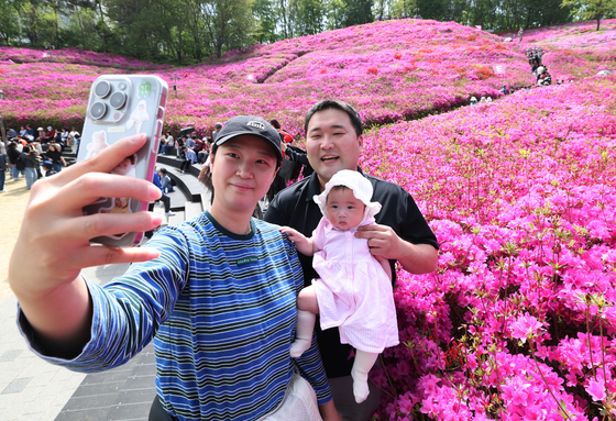 내일 맑고 따뜻하지만 산불 위험…낮 26도·건조특보 '확대'