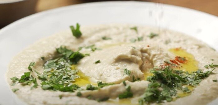 본문 이미지 - 중동 음식 후무스. (이스라엘 공식 유튜브 캡처)