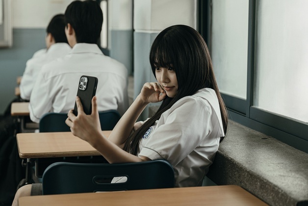 강미나, YA 호러물 '기리고'로 컴백…화려한 영앤리치앤프리티