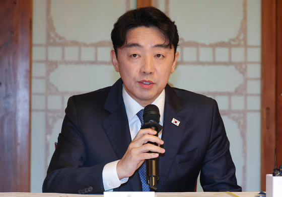 강훈식 "국정 2년차 체감 성과 만들어야"…국회 지연 법안 점검 지시