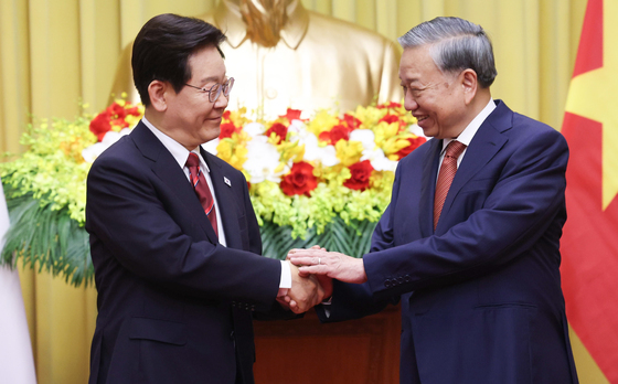 [뉴스1 PICK] 李대통령 "베트남 교역 2030년 1500억불"…또 럼 "韓기업에 편의"