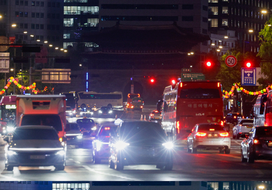 지구의 날, 불 꺼진 숭례문