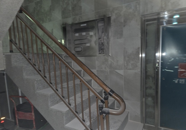 서귀포 4층짜리 공동주택 1층서 화재 12명 대피…60대 경상