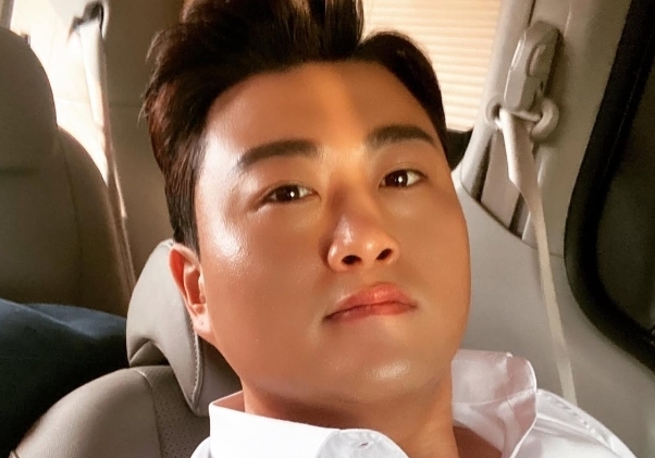 '음주 뺑소니' 김호중, 옥중 50억 돈방석?…실제 공식 공시 수치 따져보니