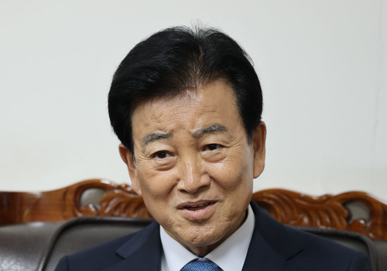 발언하는 정동영 장관