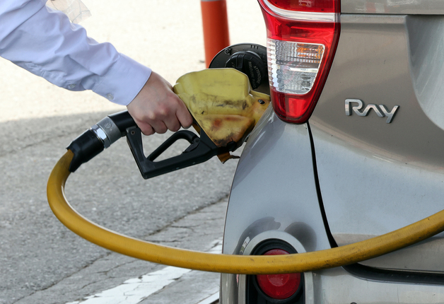 4차 석유 최고가격 또 동결…충북 휘발유 이틀 연속 2011원