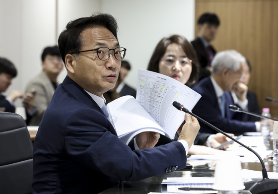 국정원 "대북송금 리호남 행적, 추론 아닌 비공개 자료 기초"