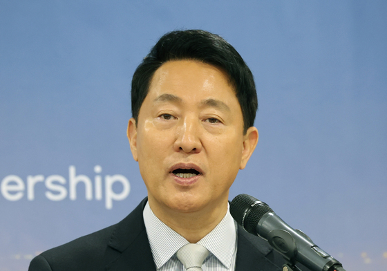 오세훈 "광장 다시 빼앗길 위기…정치적 부채 담보될 것"