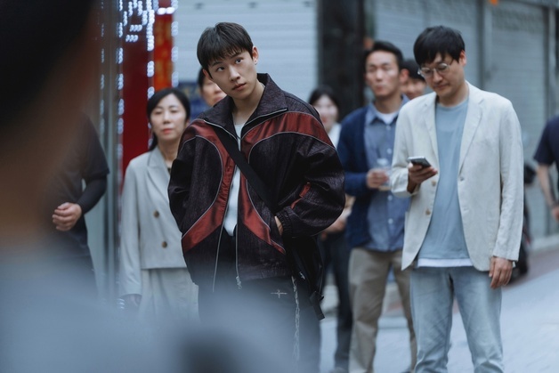 '골드랜드' 김성철, 박보영 동업자로 변신…결 다른 서스펜스 예고