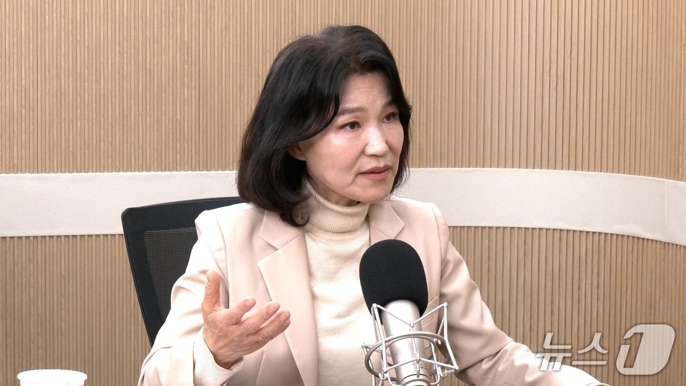 본문 이미지 - 대구시장 예비후보인 이진숙 전 방통위원장이 뉴스1TV '팩트앤뷰'에 출연해 질문에 답하고 있다. 2026.4.23./뉴스1