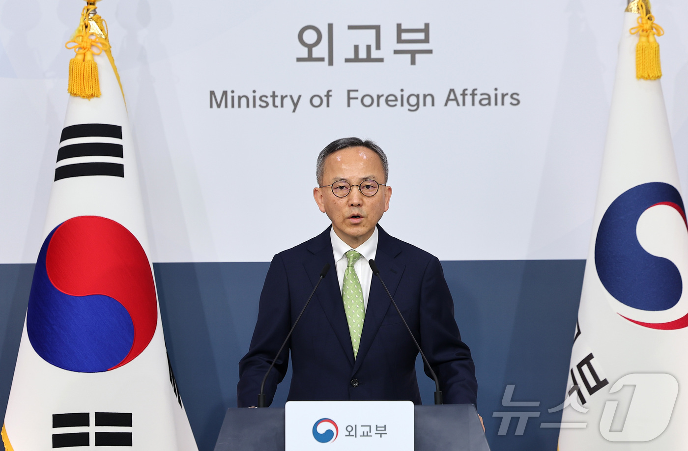 (서울=뉴스1) 김성진 기자 = 박일 외교부 대변인이 23일 서울 종로구 정부서울청사에서 정례브리핑을 하고 있다. 2026.4.23/뉴스1