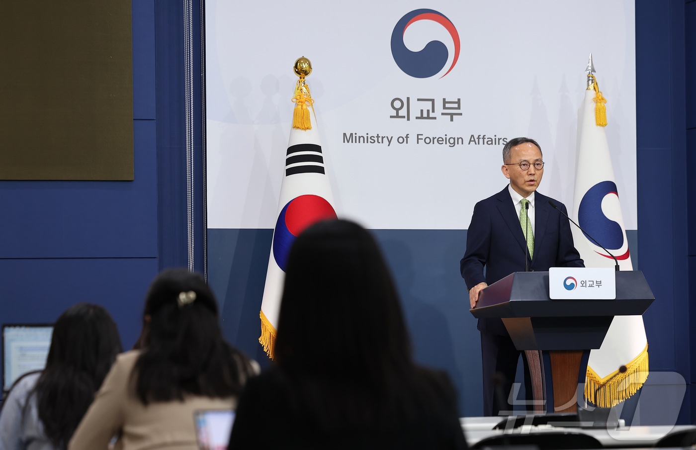 (서울=뉴스1) 김성진 기자 = 박일 외교부 대변인이 23일 서울 종로구 정부서울청사에서 정례브리핑을 하고 있다. 2026.4.23/뉴스1