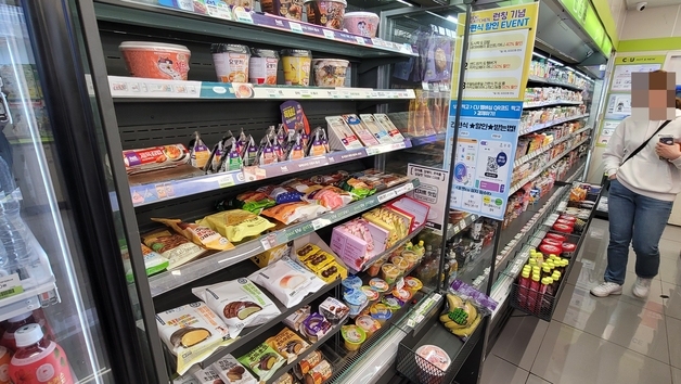 새벽에 받던 삼각김밤 오후 2시에…청주 CU편의점도 물류 차질