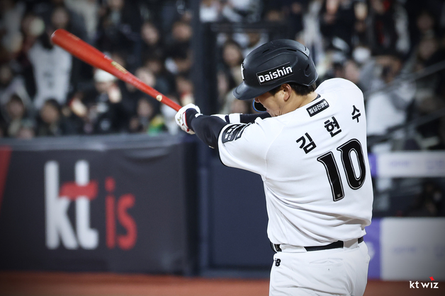 '1회말 2사 후 5득점' KT, KIA 8-3 제압…3연전 스윕·선두 질주