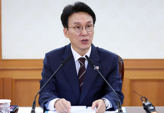 金총리, 순직의무군경 유가족과 함께 눈물…"끝까지 잊지 않을 것"