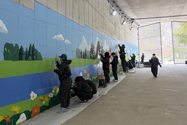 서울숲나들목, 군사 도하로서 예술로로 탈바꿈…"화사한 재탄생"