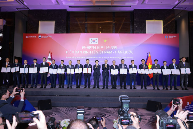 웨이센, 베트남 순방 경제사절단 합류…"AI 내시경으로 베트남 접수"