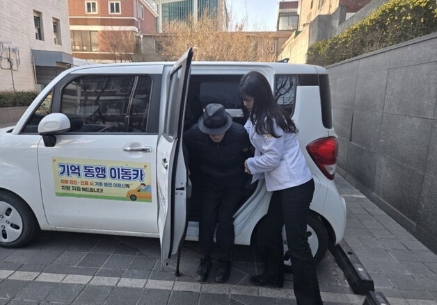 구로구, 치매 검진 이동지원부터 안방 돌봄까지…'기억동행 2.0' 추진