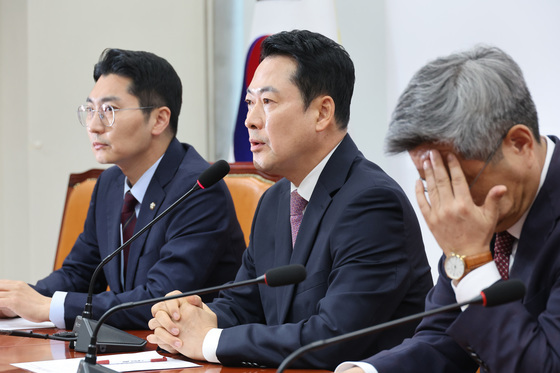 국힘, '재보선 공천 단축' 특례 신설…與후보 임박 사퇴 대비