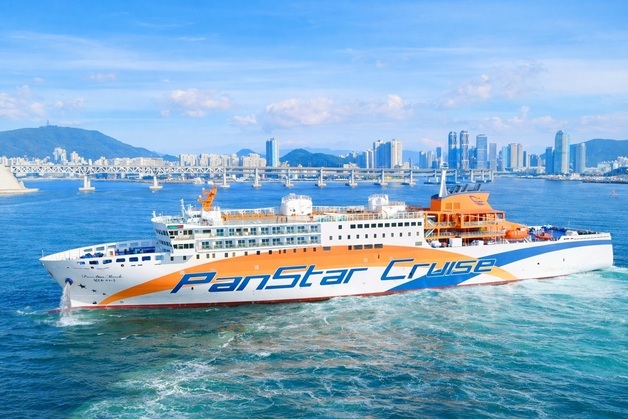 팬스타 미라클호 취항 1주년…여행객 5만명과 대한해협 등 누벼