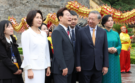 한-베트남 정상 내외간 탕롱 황성 친교일정