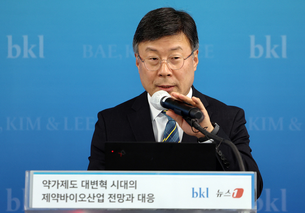 제약바이오협 "약가인하로 수익 줄면 경쟁력↓…실질방안 마련"