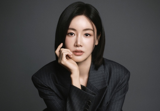 배우 황우슬혜, 25일 프로야구 삼성-키움전 시구