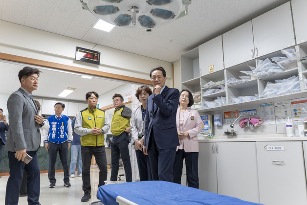 "현장 헌신만으론 못 버틴다" 우상호, 강원 공공의료 지원 약속