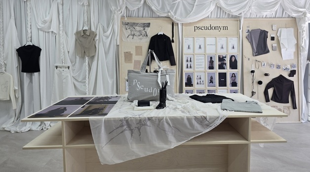 '패션 장학생'이 브랜드 디렉터로…무신사 MNFS 성수 데뷔전