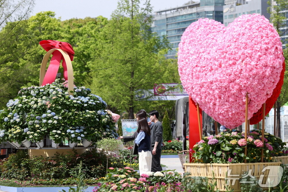 본문 이미지 -  '2026 고양국제꽃박람회 야외 정원' (고양시 제공, 재판매 및 DB금지)