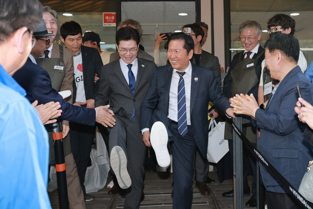 아지오 방문한 정청래 대표와 정원오 후보