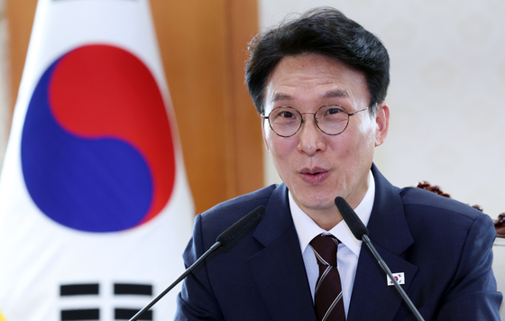 발언하는 김민석 총리