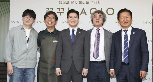 기념 촬영하는 정청래 대표와 정원오 후보