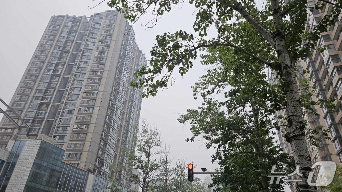 본문 이미지 - 지난 11일 베이징 시내 모습.