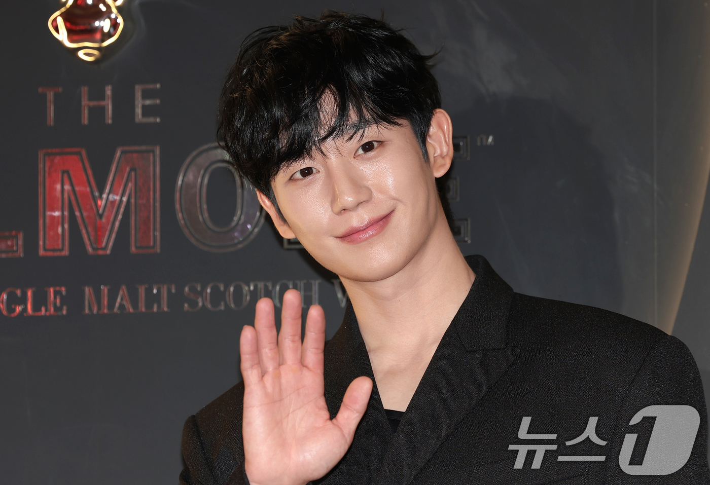 (서울=뉴스1) 권현진 기자 = 배우 정해인이 24일 서울 강남구 논현동에서 열린 ‘달모어, Private Evening Party with Richard Paterson OBE’ …