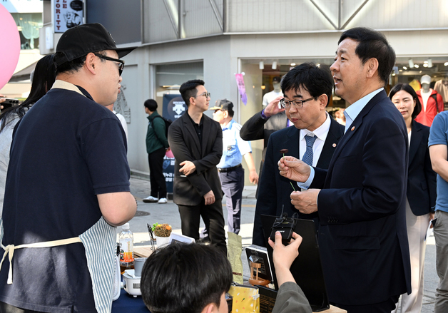 구윤철 부총리, 부평 동행축제 방문