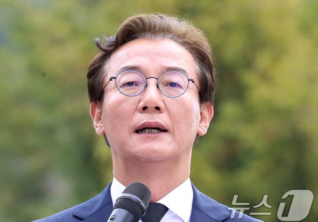 전재수 "HMM 본사 부산 이전 반드시 해낼 것"