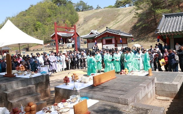 극장서 \'왕사남\' 보고 영월서 단종문화제 즐기고
