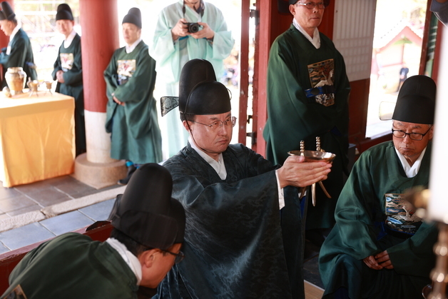 극장서 \'왕사남\' 보고 영월서 단종문화제 즐기고