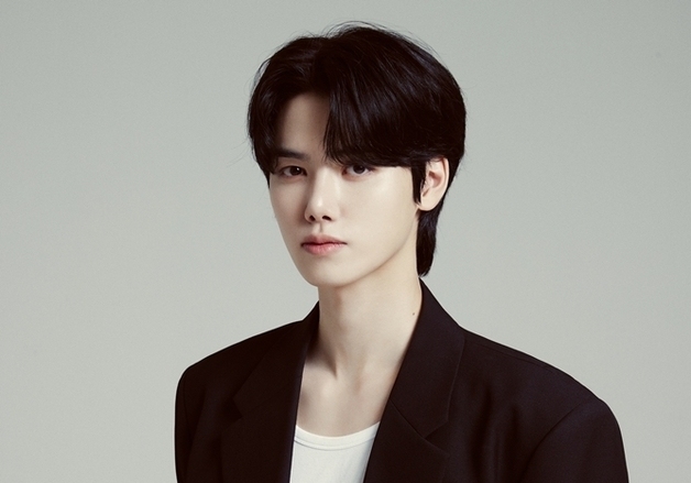 크래비티 민희, KIA 타이거즈 '승리요정' 도전…25일 시구자 등판